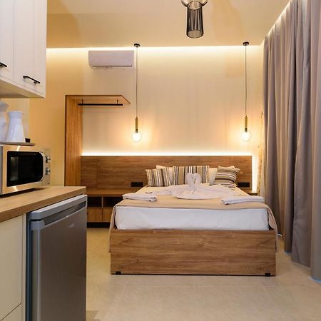 Teo Apartments เยโอริยิอูโปลิส ภายนอก รูปภาพ