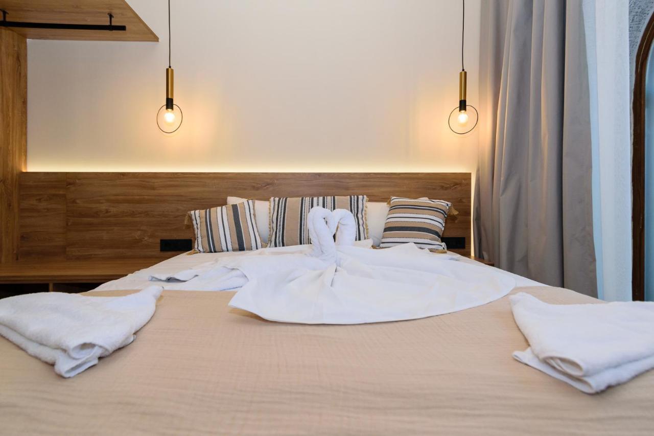 Teo Apartments เยโอริยิอูโปลิส ภายนอก รูปภาพ