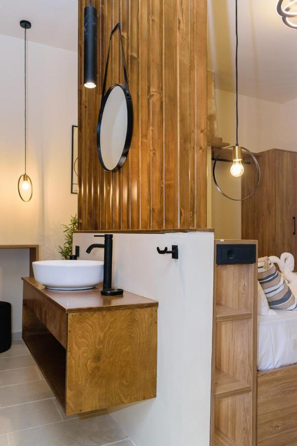 Teo Apartments เยโอริยิอูโปลิส ภายนอก รูปภาพ
